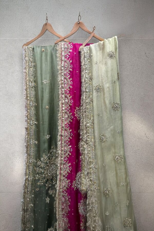 DUPATTAS【Hand-embroidered】